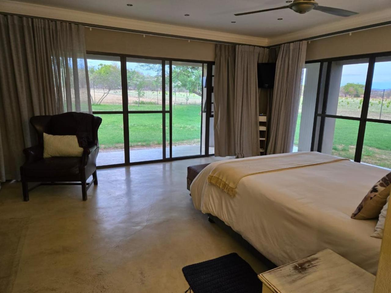 Kigeni Safari Lodge & Spa Vaalwater Pokoj fotografie